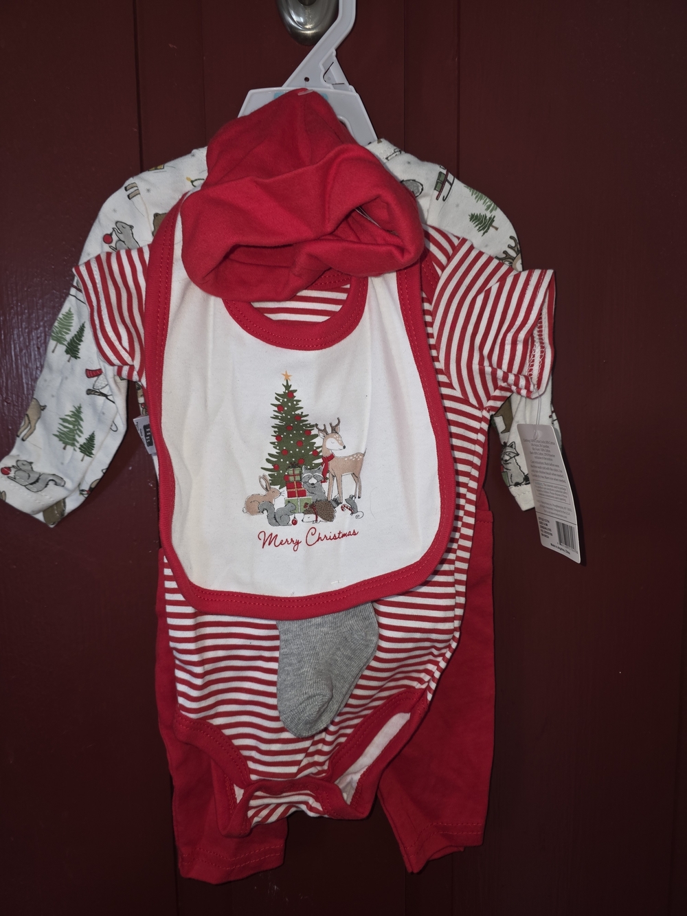 Hudson Baby 6 Piece 0-3 MONTH Christmas Layette Set